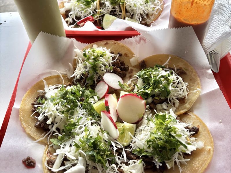 El Taco Amigo food